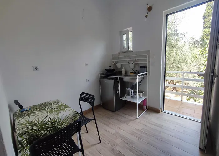 Karavaki Apartments
