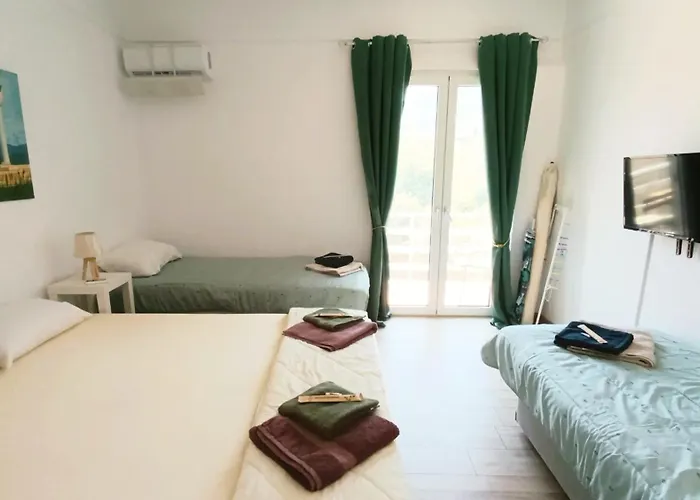 Karavaki Apartments