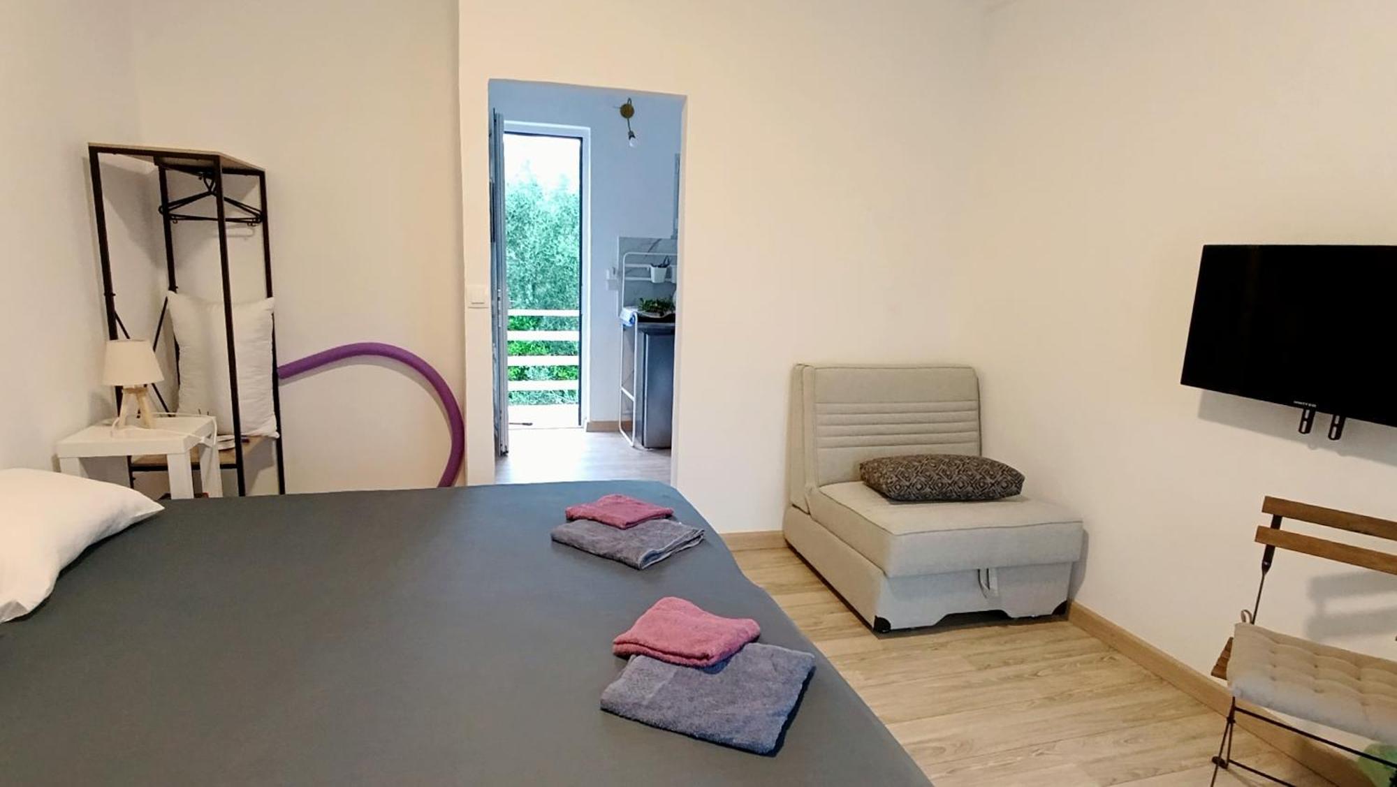 Apartment Karavaki Keri