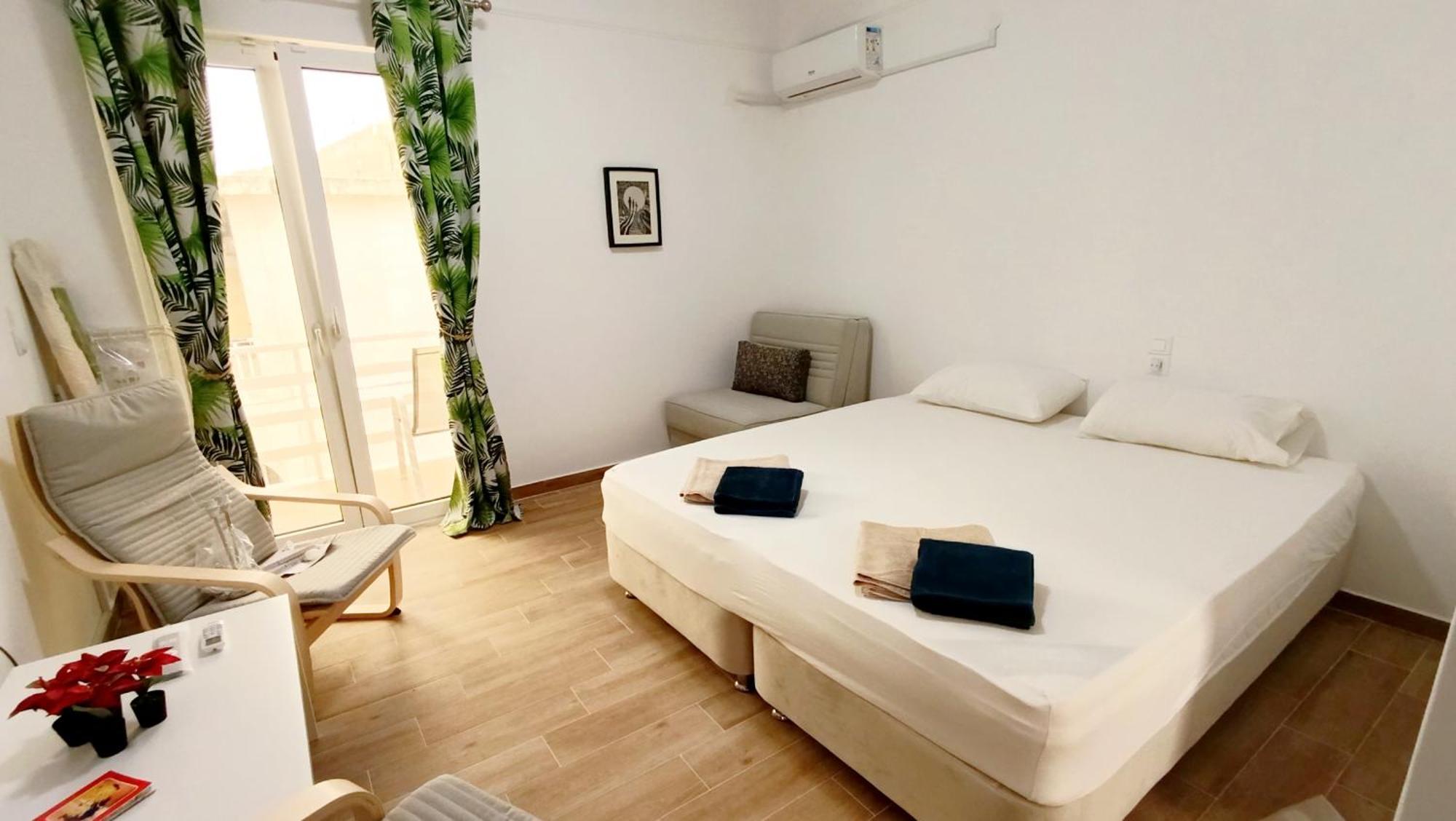 Apartment Karavaki *