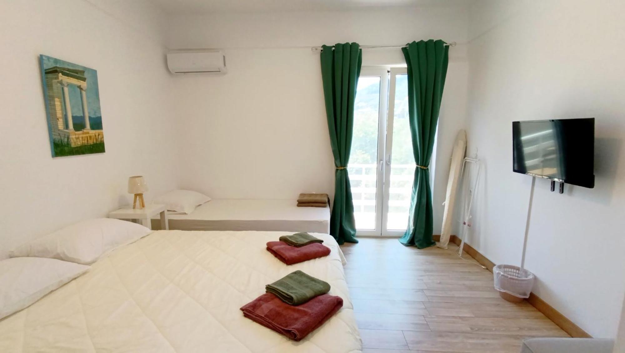 Karavaki Apartment Keri